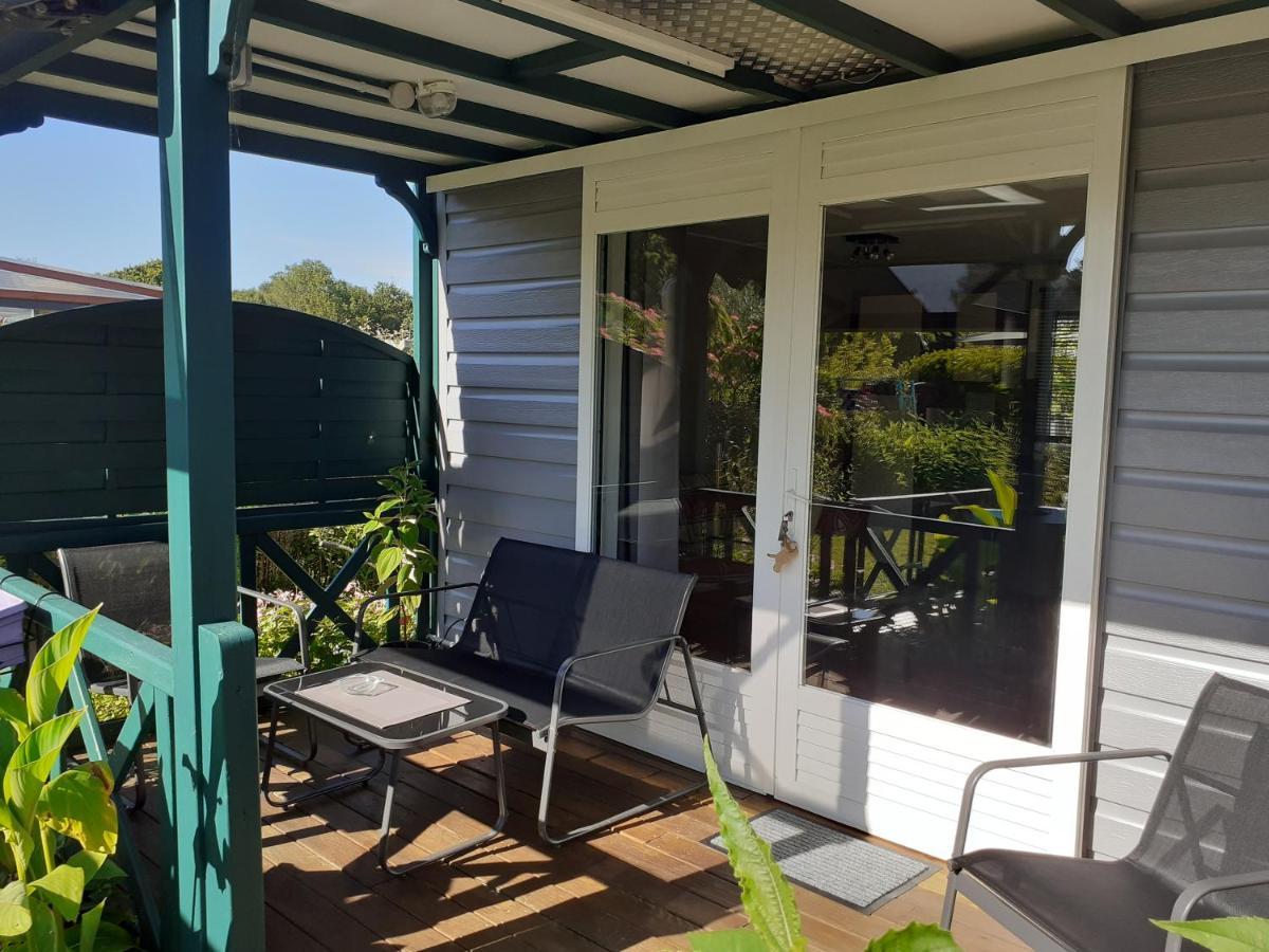 Petite Maison Chalet A 100 M De La Petite Mer De Gavres Riantec Exteriör bild